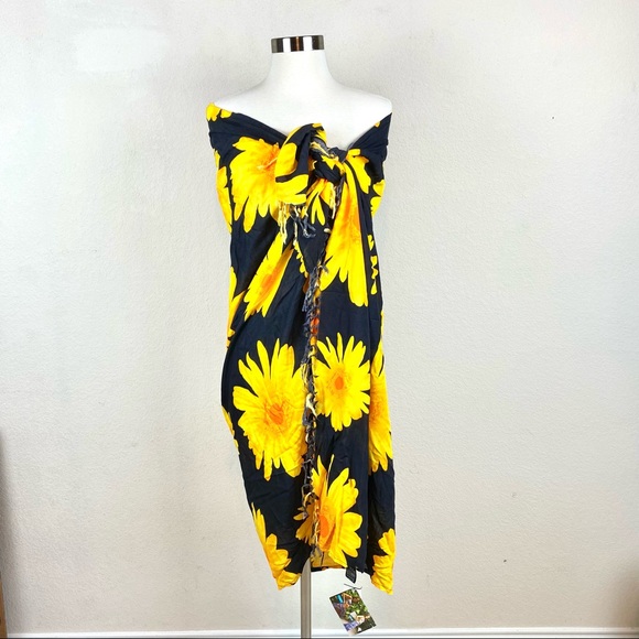 In Gear Other - In Gear Sunflower Bathing Suite Sarong/Cover Up